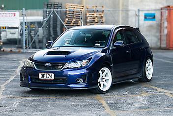132,229 Km, Hatchback, 2457 cc, Petrol engine, Automatic