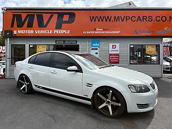 210,881 Km, Sedan, 2986 cc, Petrol engine, Automatic