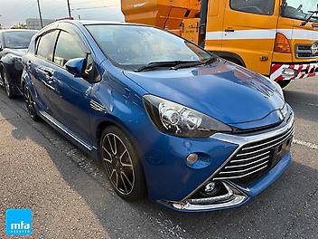 111,460 Km, Hatchback, 1500 cc, Hybrid (Electricity) engine, Auto