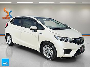 93,507 Km, Hatchback, 1500 cc, Hybrid engine, Auto
