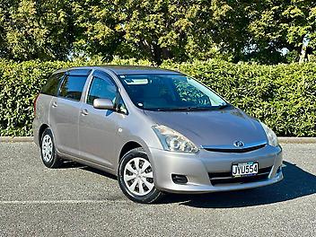 155,819 Km, Station Wagon, 1800 cc, Petrol engine, Automatic