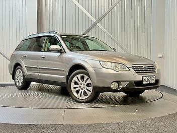 211,600 Km, Station Wagon, 3000 cc, Petrol engine, Automatic
