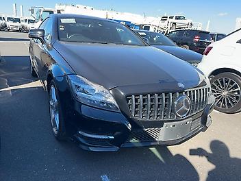 74,000 Km, Sedan, 3500 cc, Petrol engine, Automatic