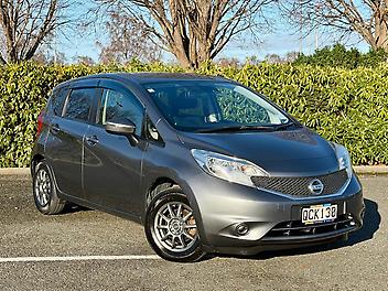 138,722 Km, Hatchback, 1200 cc, Petrol engine, Automatic