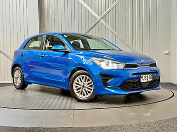 56,600 Km, Hatchback, 1400 cc, Petrol engine, Automatic