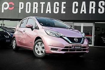 59,150 Km, Hatchback, 1200 cc, Hybrid engine, Automatic