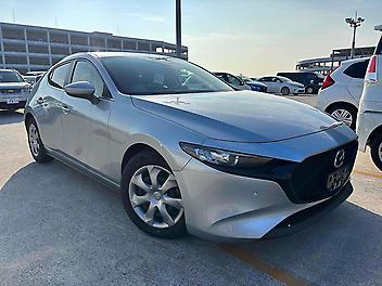 132,578 Km, Sedan, 1500 cc, Petrol engine, Automatic