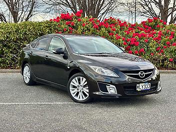 159,679 Km, Hatchback, 2500 cc,  engine, Automatic