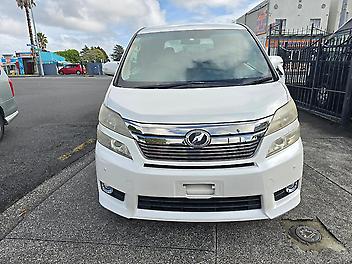 154,813 Km, Van, 2362 cc, Petrol engine, Automatic
