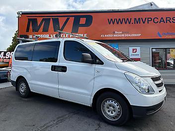 246,250 Km, People Movers, 2497 cc,  engine, Manual