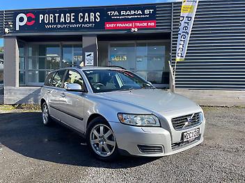 68,021 Km, Station Wagon, 2430 cc, Petrol engine, Automatic