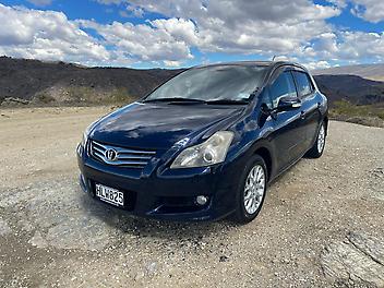 99,410 Km, Hatchback, 2360 cc, Petrol engine, CVT