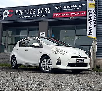 72,445 Km, Hatchback, 1496 cc, Hybrid engine, Automatic