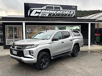 251,869 Km, Ute, 2442 cc,  engine, Auto