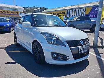 169,922 Km, Hatchback, 1586 cc, Petrol engine, Automatic