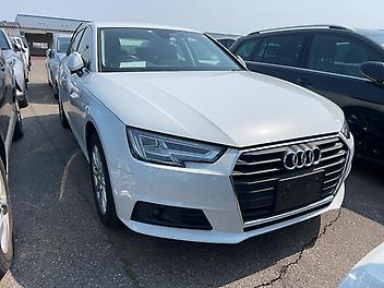68,000 Km, Sedan, 2000 cc, Petrol engine, Automatic