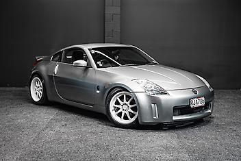 113,000 Km, Coupe, 3490 cc, Petrol engine, Tiptronic