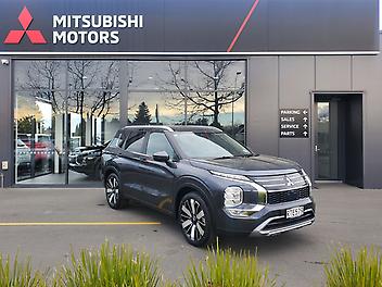 39 Km, RV/SUV, 2488135 cc, Petrol engine, CVT