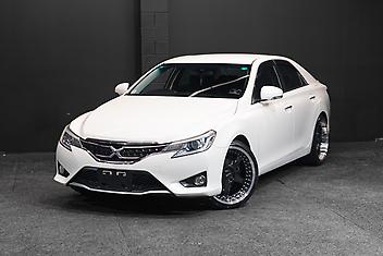 107,724 Km, Sedan, 2499 cc, Petrol engine, Automatic