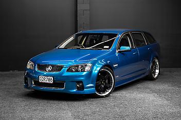 162,000 Km, Station Wagon, 3564 cc, Petrol engine, Automatic