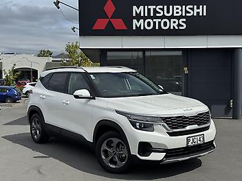 100,238 Km, RV/SUV, 1999109 cc, Petrol engine, Automatic