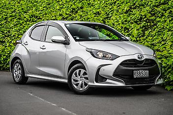 59,169 Km, Hatchback, 1500 cc, Hybrid engine, Automatic