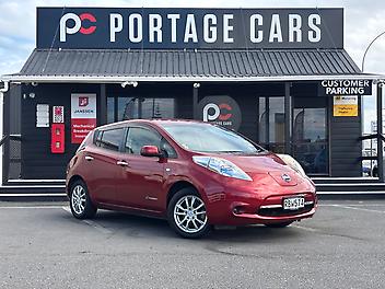 56,326 Km, Hatchback, 0 cc, Electric engine, Automatic