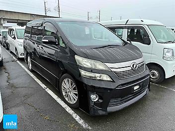 133,755 Km, Van, 2400 cc, Petrol engine, Auto