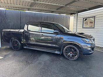 132,649 Km, Ute, 2982 cc, Diesel engine, Automatic