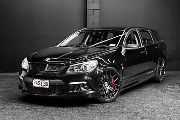 213,000 Km, Station Wagon, 6162 cc, Petrol engine, Automatic