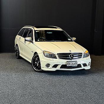 98,500 Km, Station Wagon, 6200 cc, Petrol engine, Automatic