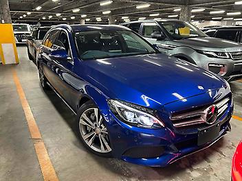 38,260 Km, Station Wagon, 2000 cc, Plug-in hybrid engine, Automatic