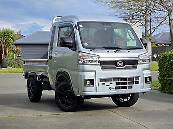 5,972 Km, Ute, 660 cc,  engine, Automatic