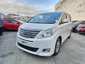 106,548 Km, Van, 2362 cc, Hybrid engine, Automatic
