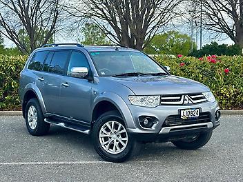 154,849 Km, RV-SUV, 2500 cc,  engine, Tiptronic Automatic