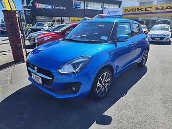 54,517 Km, Hatchback, 998 cc, Petrol engine, Automatic