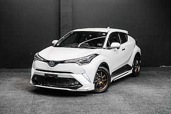 99,937 Km, RV-SUV, 1797 cc, Hybrid engine, Automatic