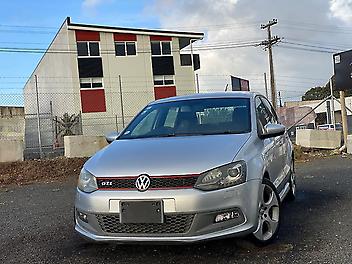 41,500 Km, Hatchback, 1400 cc, Petrol engine, Automatic