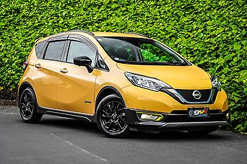 87,522 Km, Hatchback, 1200 cc, Hybrid engine, Automatic