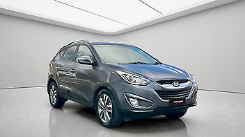 117,800 Km, Station Wagon, 2359 cc, Petrol engine, Automatic