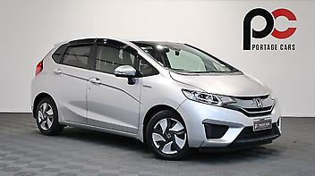 100,970 Km, Hatchback, 1496 cc, Petrol engine, Automatic