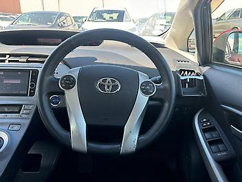 86,757 Km, Hatchback, 1797 cc, Hybrid engine, Automatic