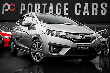 99,512 Km, Hatchback, 1496 cc, Hybrid engine, Automatic