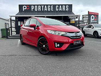 85,453 Km, Hatchback, 1496 cc, Hybrid engine, Automatic