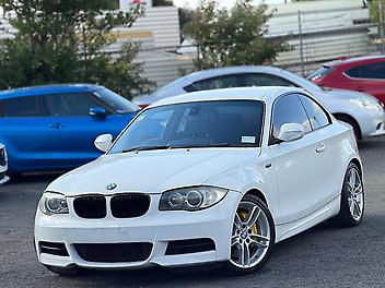 127,000 Km, Coupe, 2970 cc, Petrol engine, Automatic