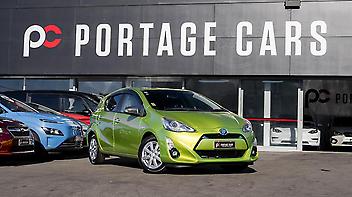 118,561 Km, Hatchback, 1496 cc, Petrol engine, Automatic