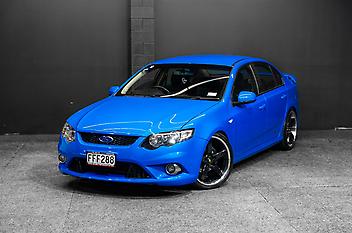 146,508 Km, Sedan, 3984 cc, Petrol engine, Automatic