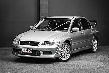 130,000 Km, Sedan, 1990 cc, Petrol engine, Tiptronic
