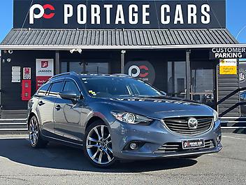 84,201 Km, Station Wagon, 2488 cc, Petrol engine, Automatic