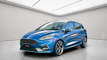 124,700 Km, Hatchback, 1496 cc, Petrol engine, Automatic